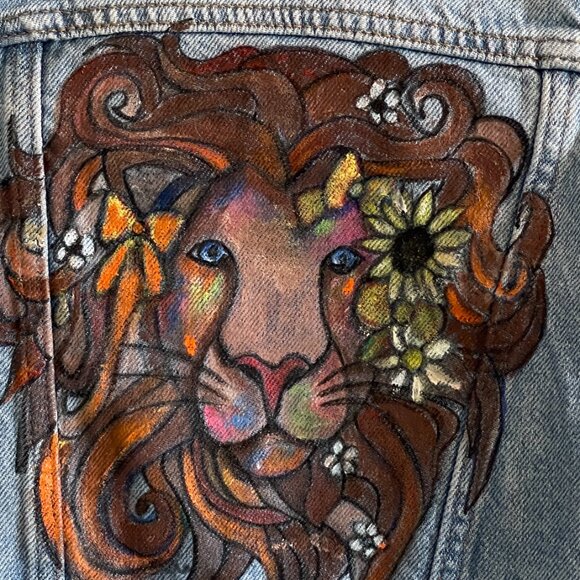 Toddler Trucker Jean Jacket Hand Painted Lion one-of-a-kind on Old Navy denim' - Picture 4 of 11
